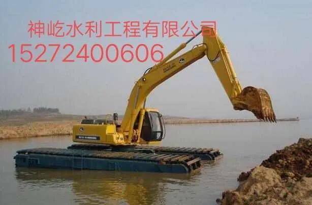 五湖工程机械网 整个安徽地区能在烂泥里干活的挖掘机又叫湿地挖掘机认准五湖