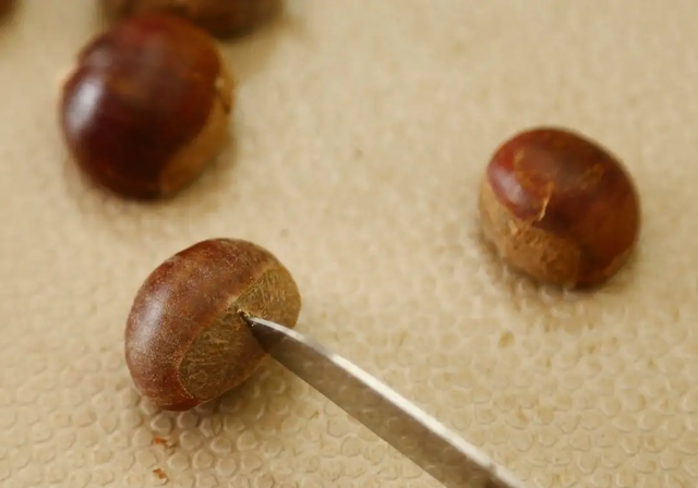 炒板栗简单实用版怎么做，想吃糖炒栗子不用买