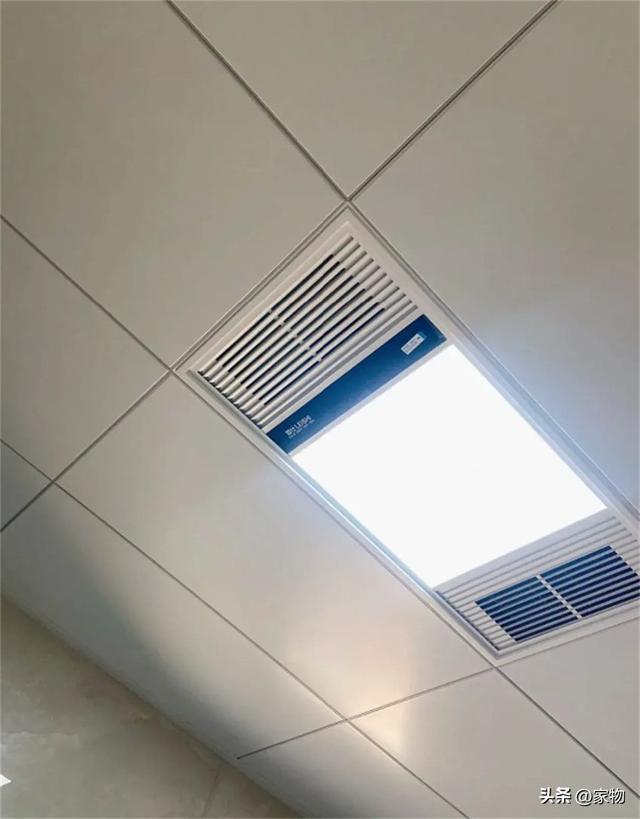 卫生间浴霸买哪种好，浴室内开始装风暖浴霸
