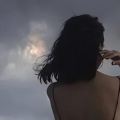 黑白风微信头像，黑白系微信头像（微信头像 ， 黑白伤感头像）