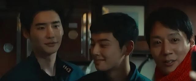 李钟硕新剧分贝播出了吗，李钟硕再挑战疯批反派