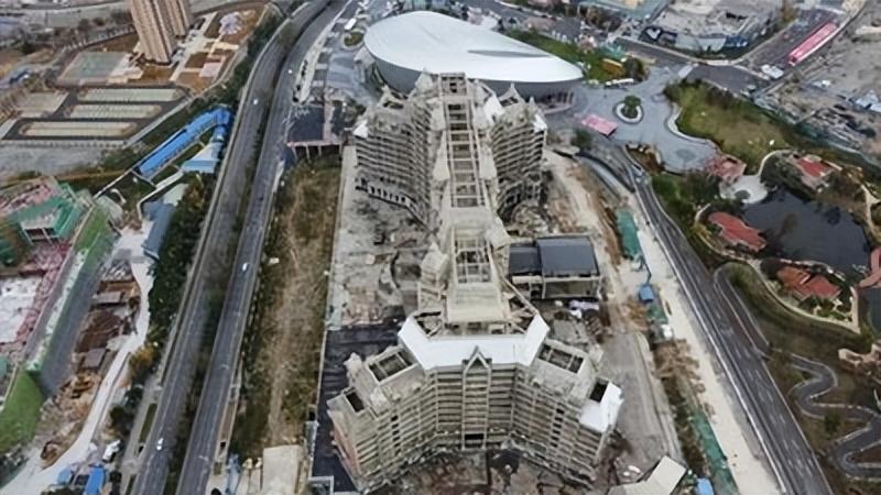 苏州大裤衩建筑在哪里，苏州的大裤衩建筑（一个被戏称为“大裤衩”）