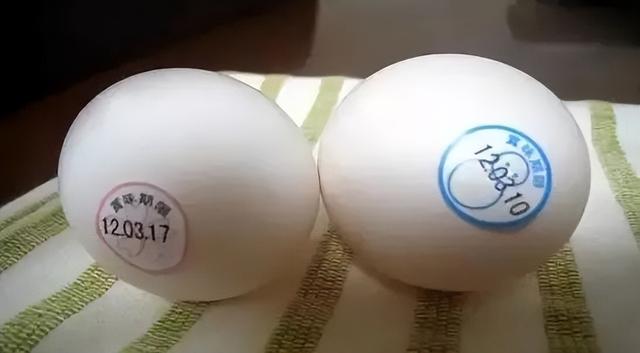 生鸡蛋怎么判断坏了，怎么知道鸡蛋是好是坏（日本的生鸡蛋真的可以放心吃吗）