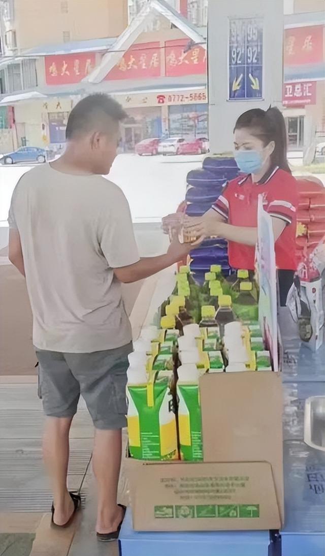 刨冰机多少钱一台，刨冰机价格（刨冰机（加油站服务有“凉”策）