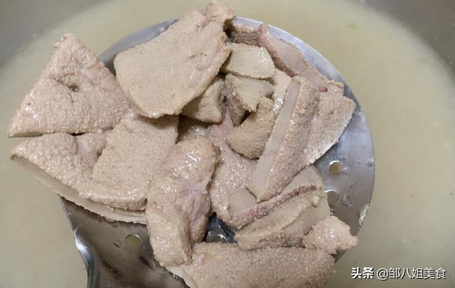 猪肝汤如何做，猪肝汤如何做（教你正确的处理方法）