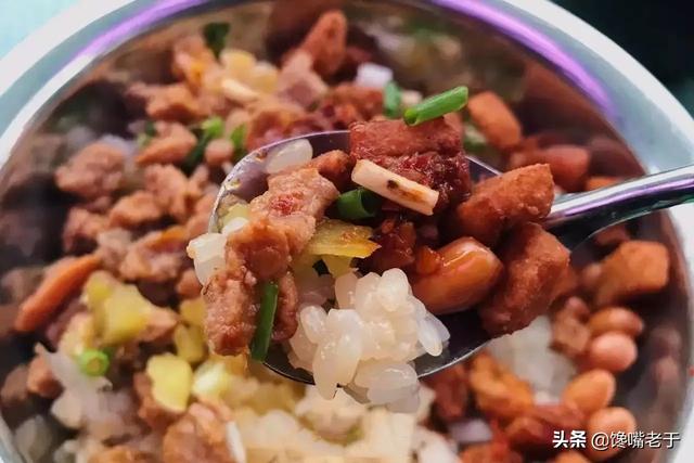 脆哨（脆哨怎么吃），到底哪里的猪油渣最好吃（问一下脆哨怎么做）