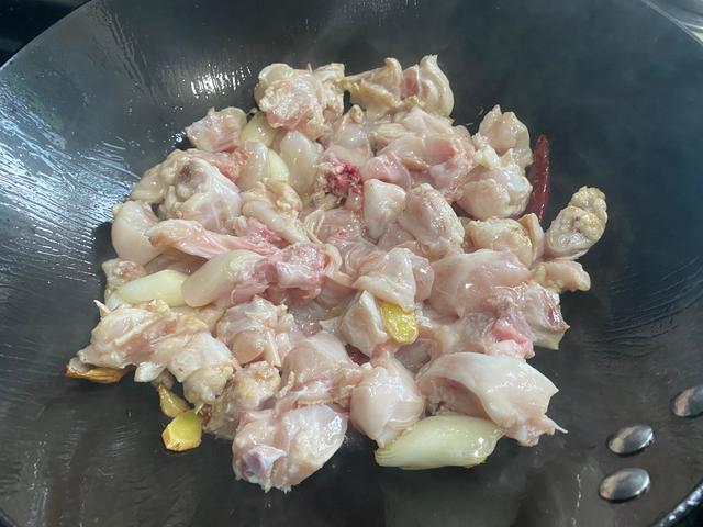 兔肉的功效，兔肉的功效与作用中药（蛋白质含量比牛肉高）