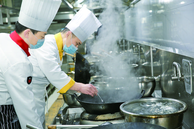 汆丸子汤的制作，清淡爽口的生汆丸子汤