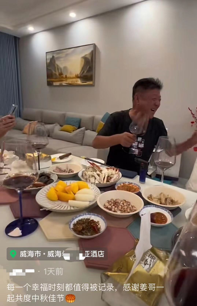 姜育恒是韩国人吗，姜育恒是哪里人（6人吃4盘菜太俭朴）