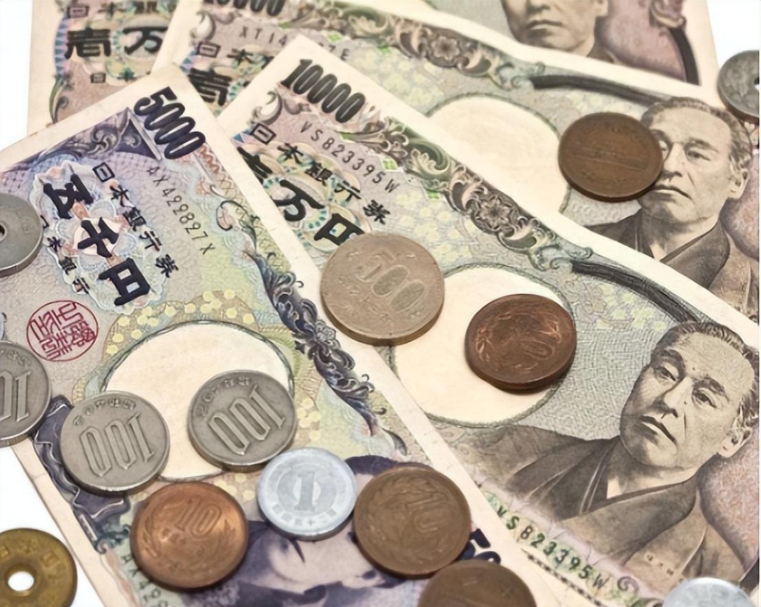 其一是货币的购买力,当在货币发行国体系内部进行交易时,通过购买商品