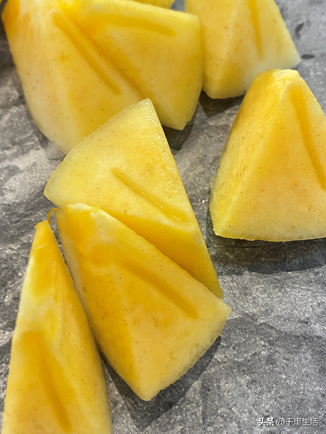 什么品种的脆柿子好吃，什么产地的脆柿子好吃（陕西巧克力糖心脆柿）