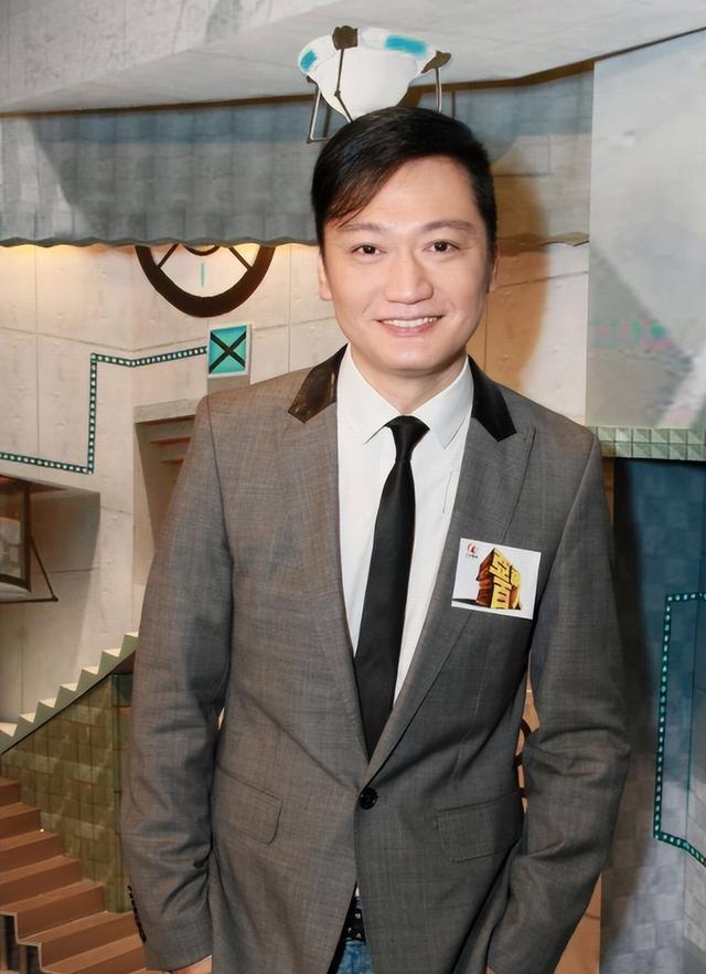 陶大宇的年轻变化，欧阳震华邓萃雯吴启华聚会