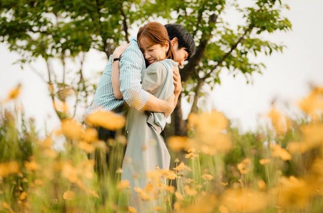 男生心烦时最想听到话，隔着屏幕哄男生的方法（心理学“洞穴效应”）