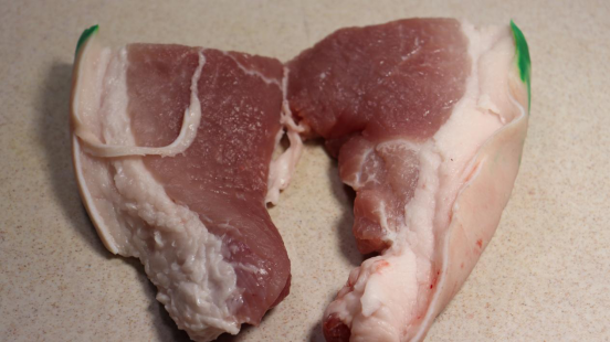 猪肉去腥的方法，猪肉去腥的最好方法（猪肉清洗有人用热水）
