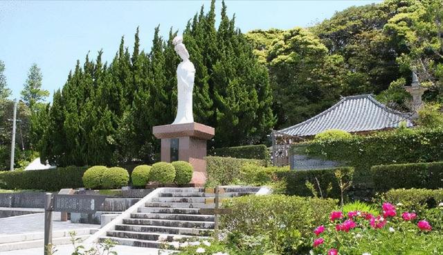 山口百惠 杨贵妃，杨贵妃逃到日本的证据（杨玉环身高163cm）