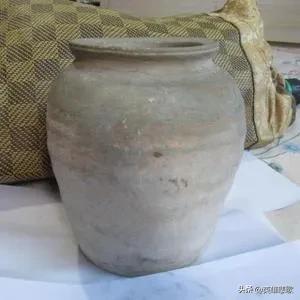 陶瓷是谁发明的，陶瓷是谁发明的,什么时代（陶和瓷的本质都是土）