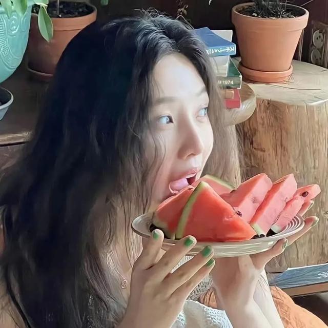 绝美.女图，微信头像，绝美.女图（头像：今日绝美好看的微信头像）