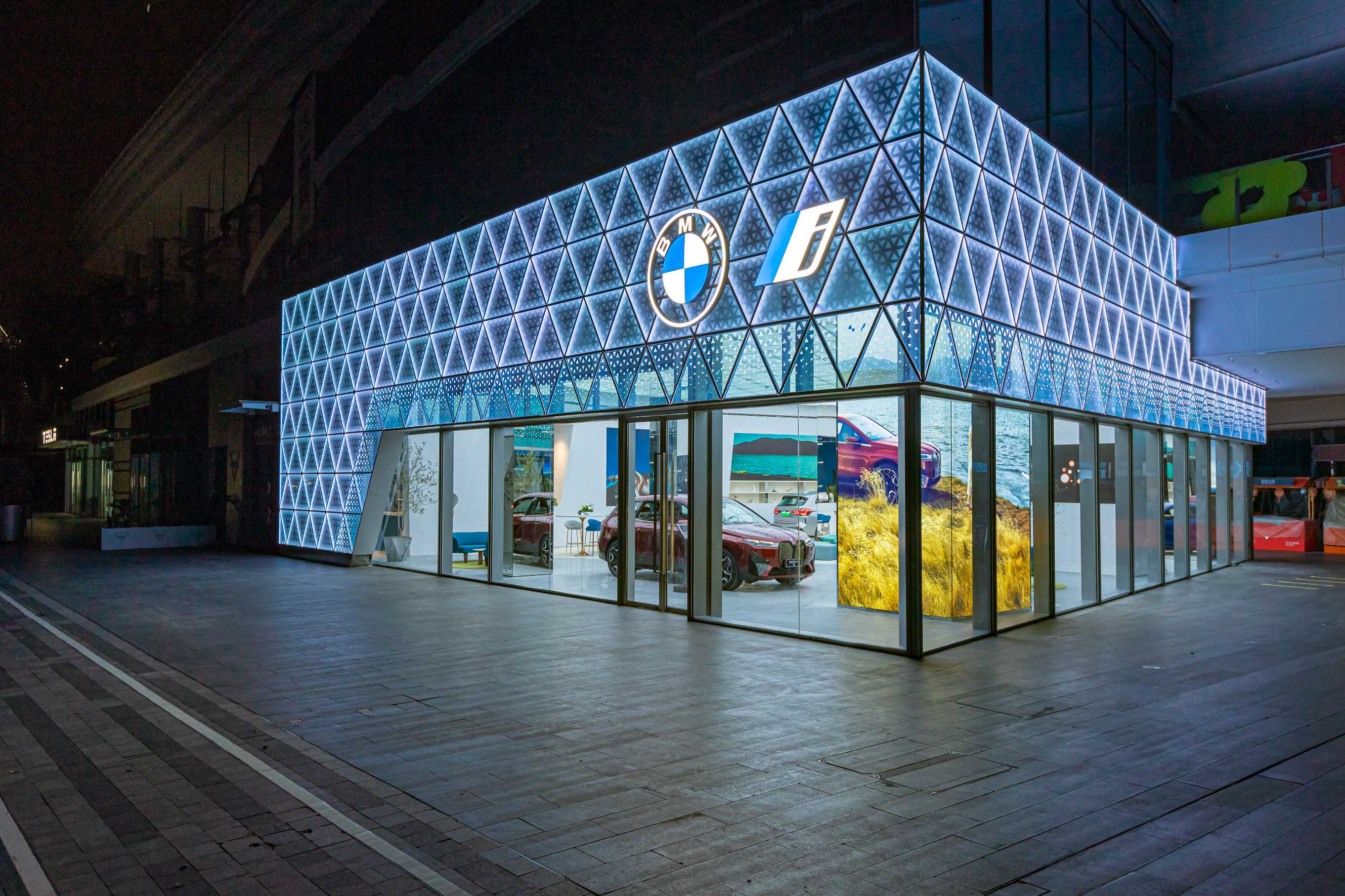 宝马体验店(首家bmw i 品牌专属体验店在深圳正式开业) - 车主美文