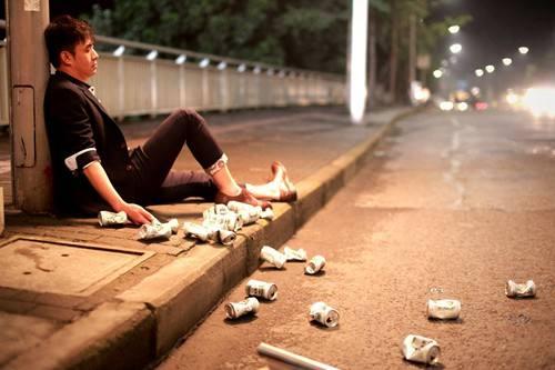 嚼槟榔为什么上瘾，吃槟榔为什么会上瘾（我国约有1亿人在嚼槟榔）