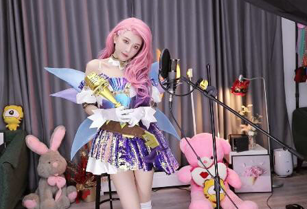 林七七网名，林七七微信昵称（紧身泳装被调侃像棒球服）