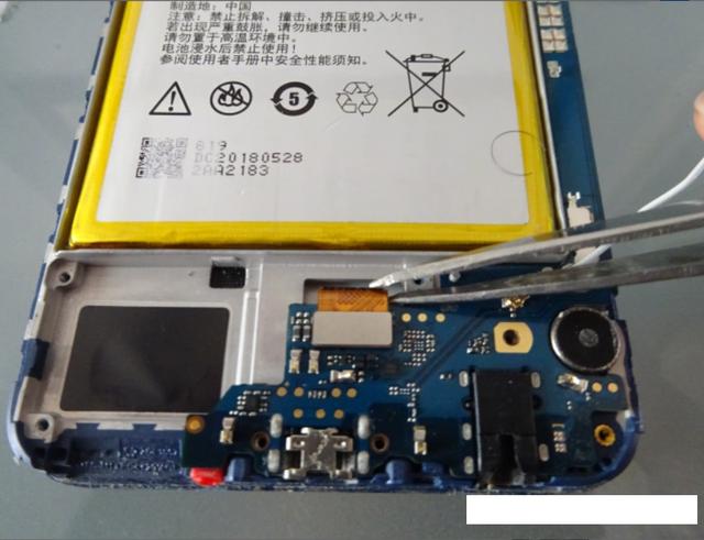 笔记本电池更换电芯，笔记本电池更换电芯教程（<L38012>手机更换显示屏总成和电池）