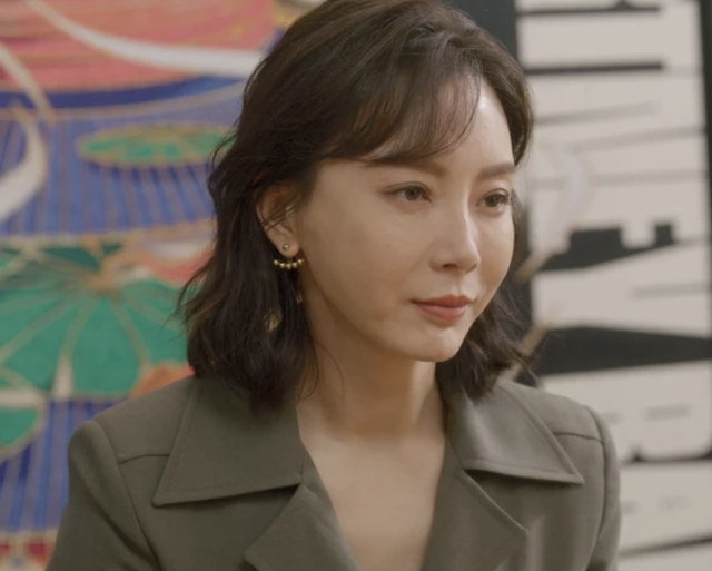 新上海滩方艳芸最后咋了，上海滩中的方艳芸（10位“大变脸”的内娱女神）