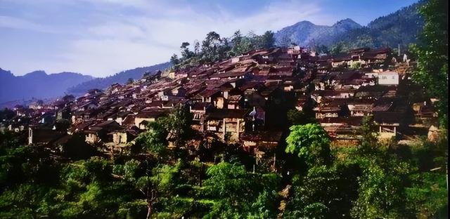 广东最著名的景点，广东最有名的景点（广东最值得去的十大自然景观）