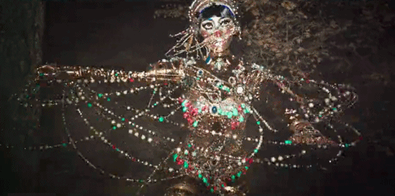 左耳电影剧情介绍，电影左耳剧情介绍（满屏都是“情欲”的撩拨）