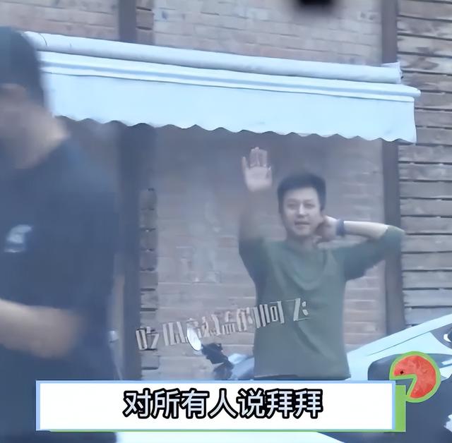 许魏洲，许魏洲黑料满天飞（许魏洲和邓超会面忙工作图片）