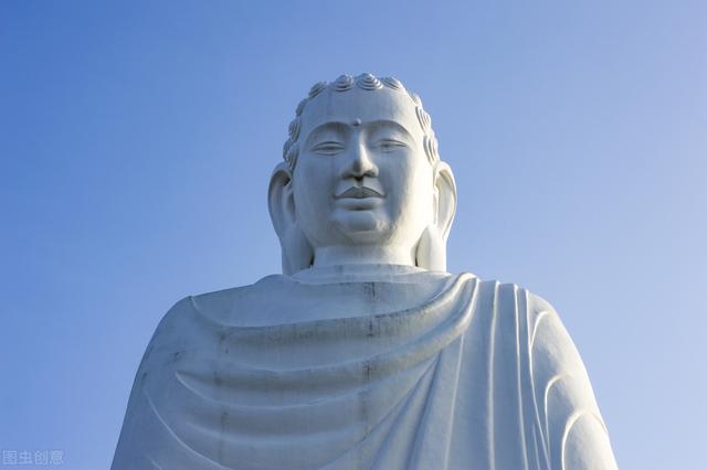阿弥陀佛是什么意思，和尚念的阿弥陀佛是什么意思（他身上又有什么故事）
