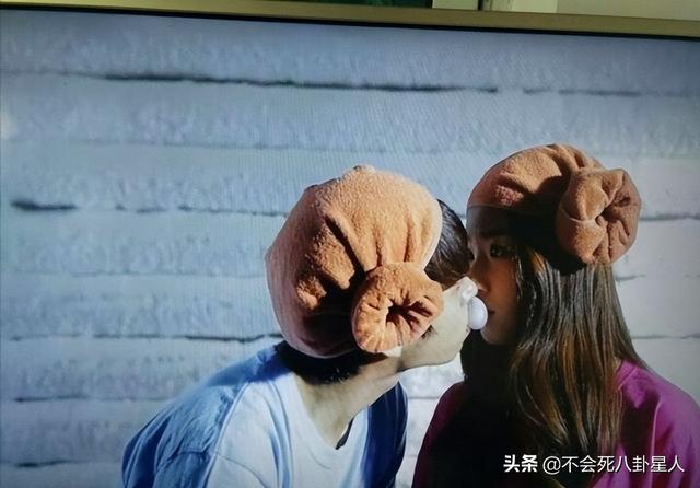 死神少女的演员，死神少女的演员剧照（这些男演员真的太会拍吻戏了）