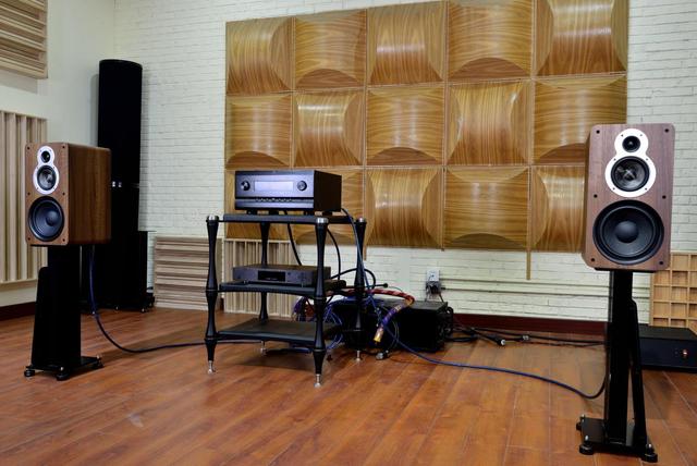 发烧音响功放，发烧音响功放板怎么样（不输日系的发烧影院和唱K二用旗舰功放）