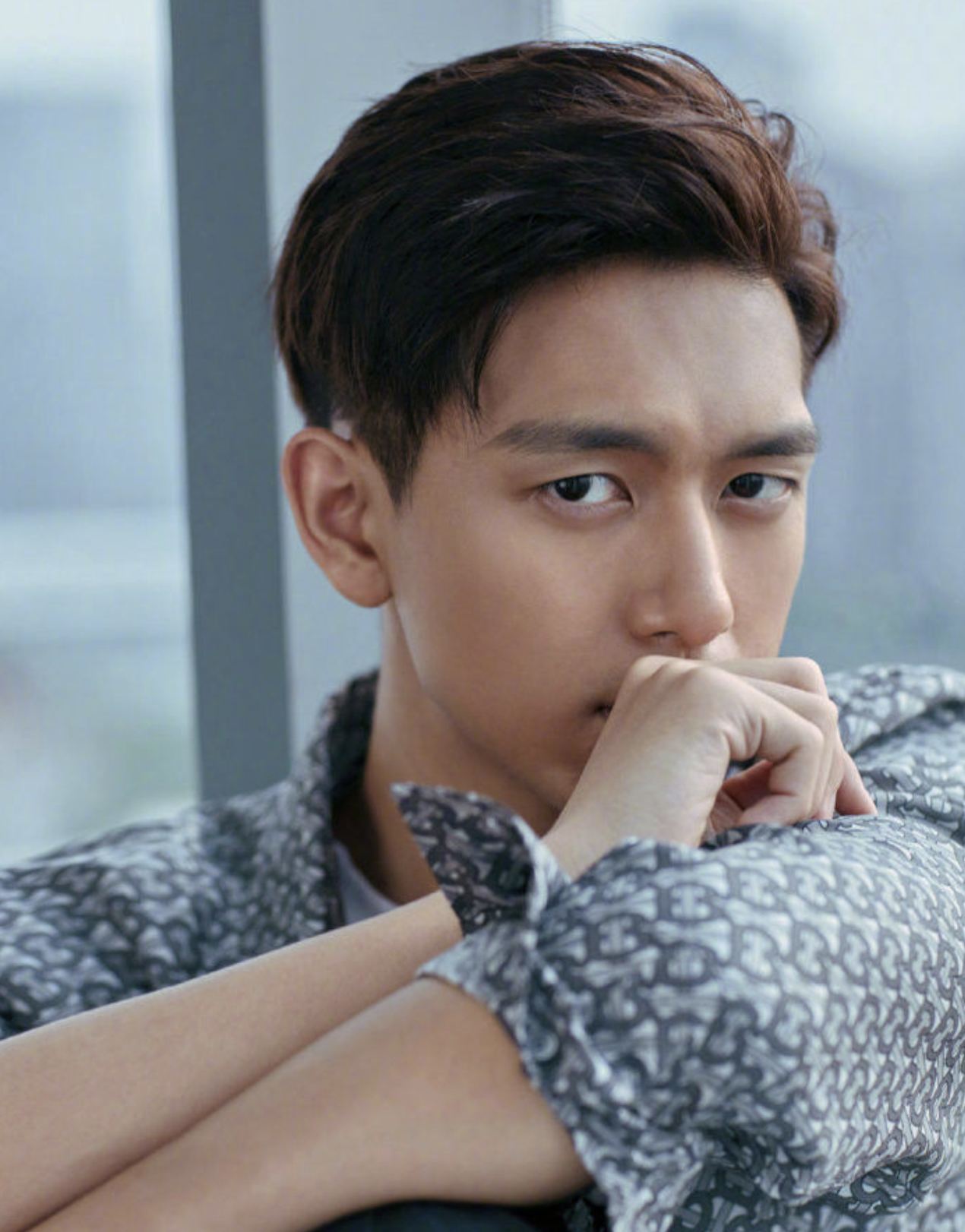 论"单眼皮"男星只服这7位,个个帅气迷人,不用费心去割双眼皮