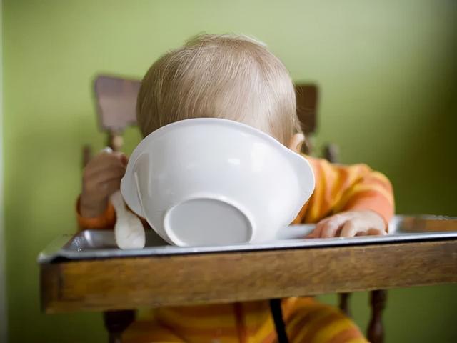 米糊怎么冲，冲米粉是先放水还是先放米粉（米糊该用水冲？还是用奶冲）