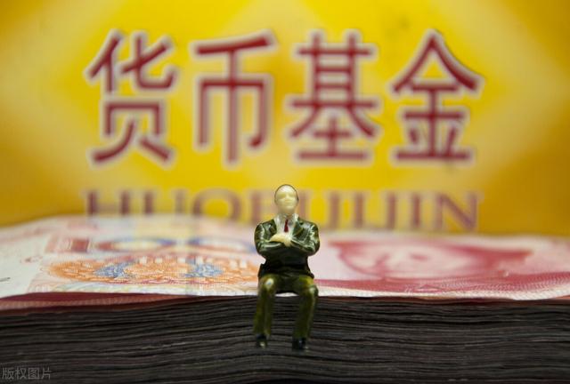 银行大额存单多少钱起步（有钱应该一万、一万慢慢聚在一起存大额存单吗）
