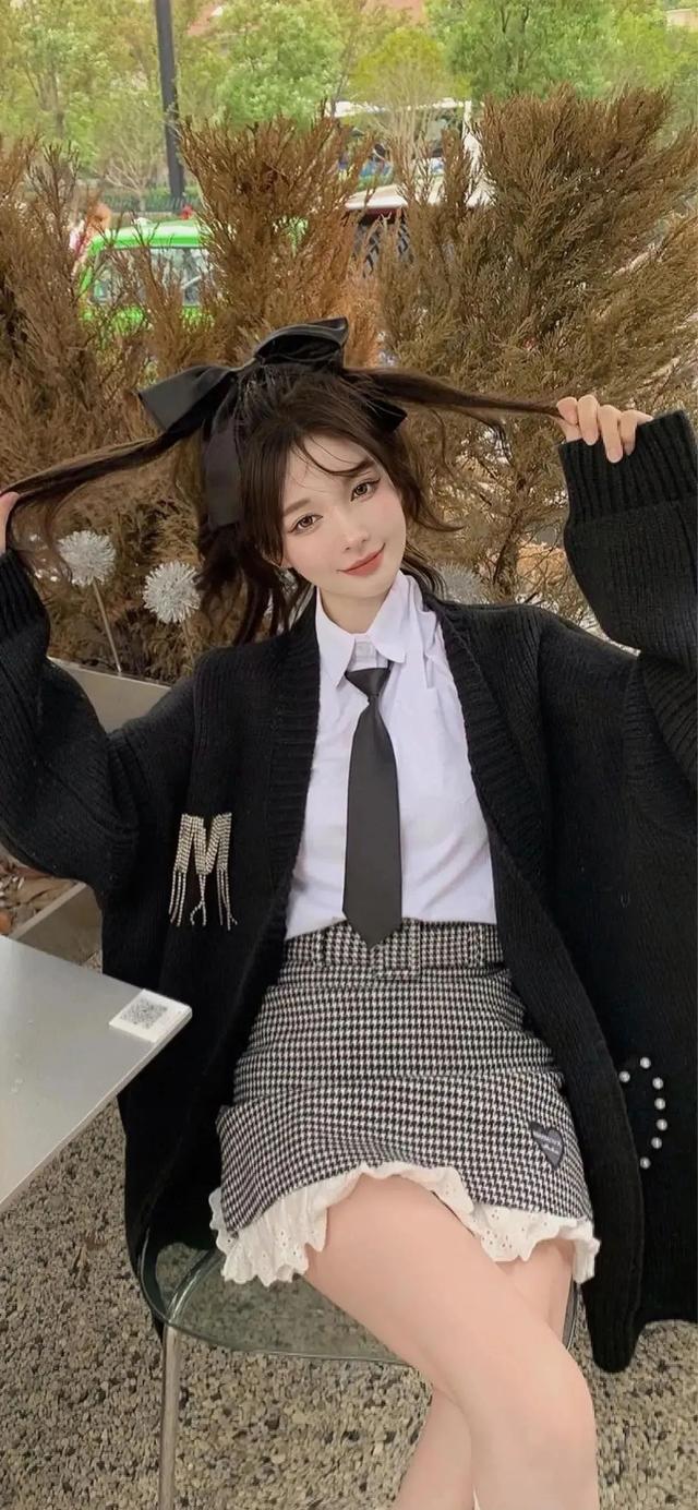 碎花裙女生头像，部位穿小裙子的女生头微信（每日壁纸，小裙子）