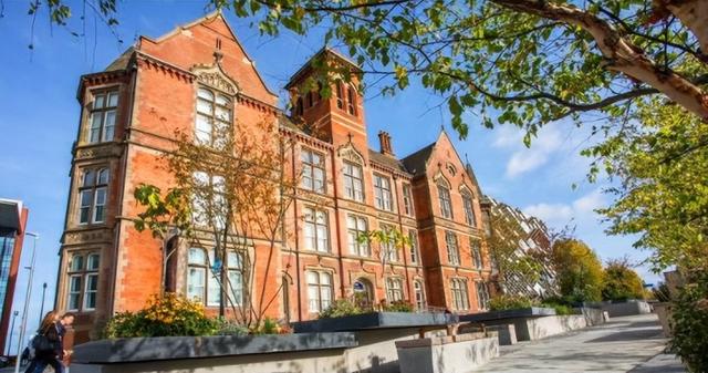 世界排名前十的大学英国，Top100的英国大学都有哪些