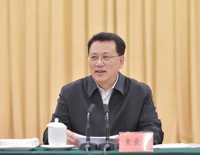 浙江省委书记是谁，浙江省委书记省长的具体办公地址是（袁家军当选浙江省委书记）