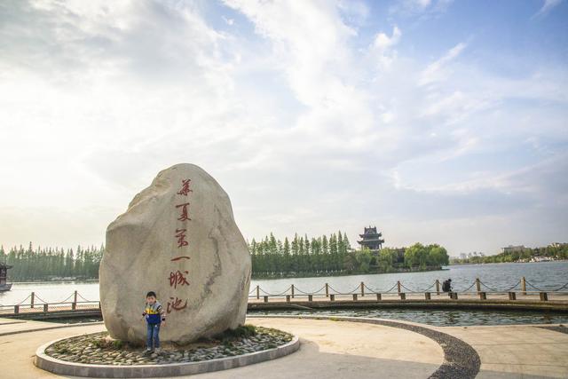 襄阳护城河介绍，温柔恬静的襄阳护城河