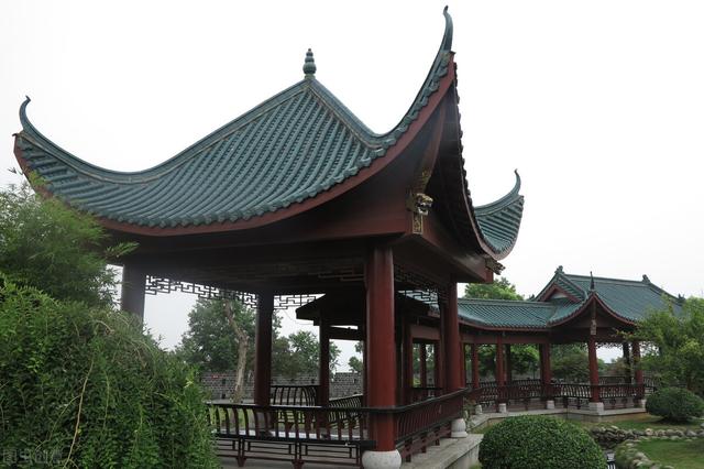 有良田美池桑竹之属的之什么意思，有良田美池桑竹之属的之是什么意思是什么（第十一课《岳阳楼记》知识梳理与专项训练）