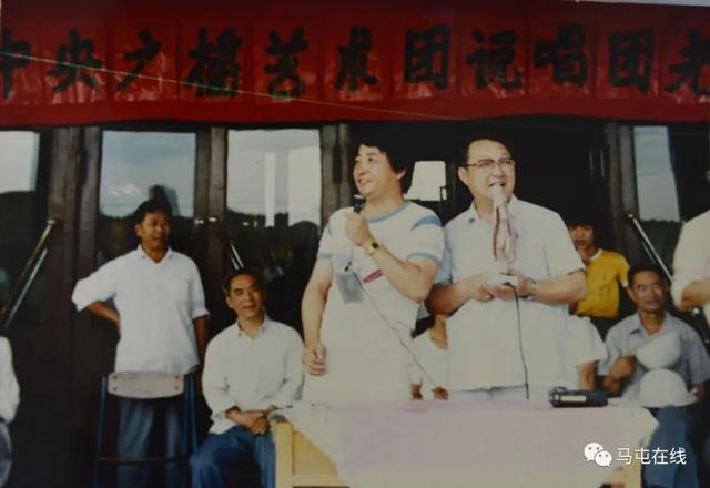 唐杰忠个人资料，刘流的个人资料（著名相声演员姜昆、唐杰忠在枣强县马屯慰问演出）