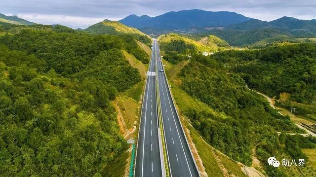 广东周边游玩十大景点自驾游，广东旅游必去十大景点有哪些（广东10大最美自驾线路）