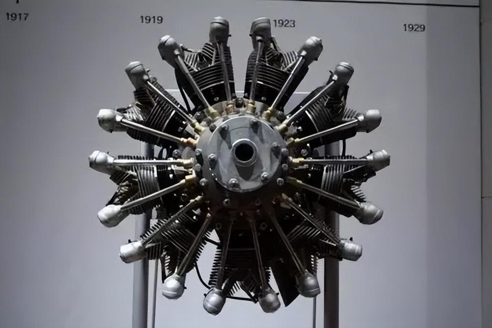 宝马v12多少钱(宝马v12发动机) - 价格百科