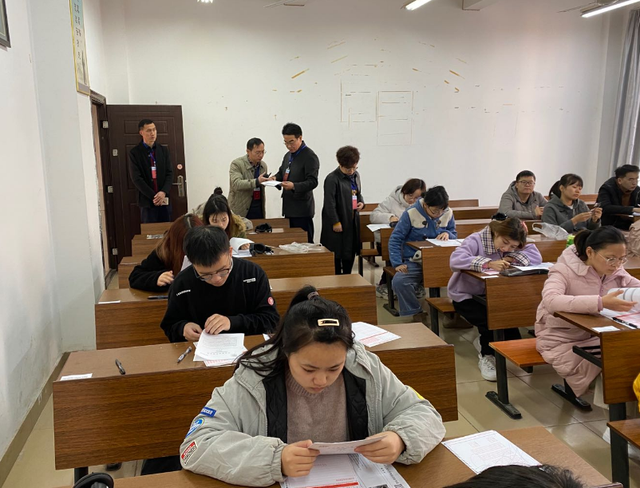 大学英语四级证书，英语四级有证书吗（大一新生想考英语四六级）