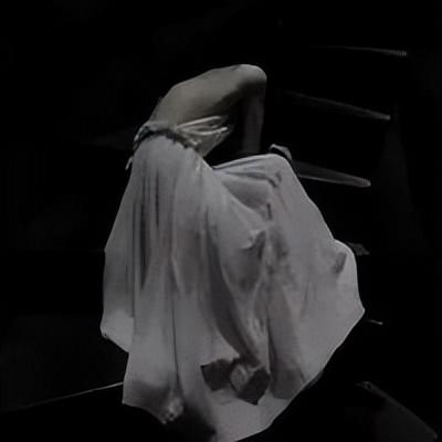 黑白风微信头像，黑白系微信头像（微信头像 ， 黑白伤感头像）