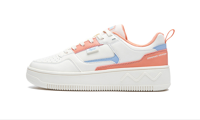 又好看又耐穿的休闲鞋，2023春天流行什么款式的休闲鞋