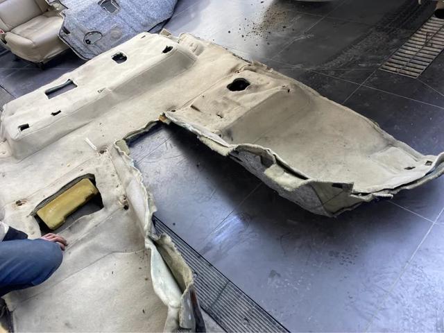 油压减震器，减震器原理图（搞来一辆“破烂不堪”的04年LC100）