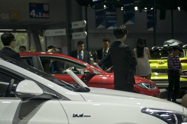 人保汽车保险种类有哪些，人保汽车保险种类有哪些特点（年底汽车保险购买攻略2021）