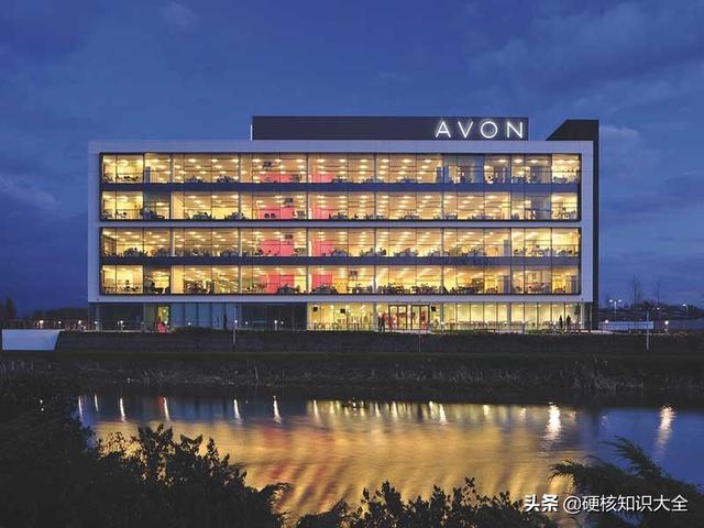 雅诗兰黛是哪个国家的品牌，雅诗兰黛、兰蔻分别源自哪个国家（2022年最新盘点全球20大化妆品品牌及背后故事）