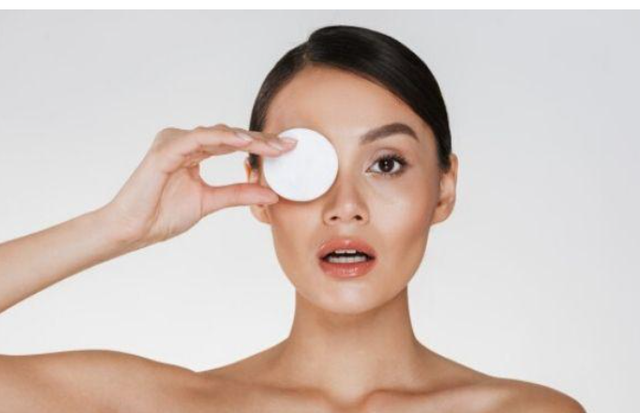 卸妆油的正确使用方法，卸妆油的正确用法（最重要的清洁步骤，你做对了吗）